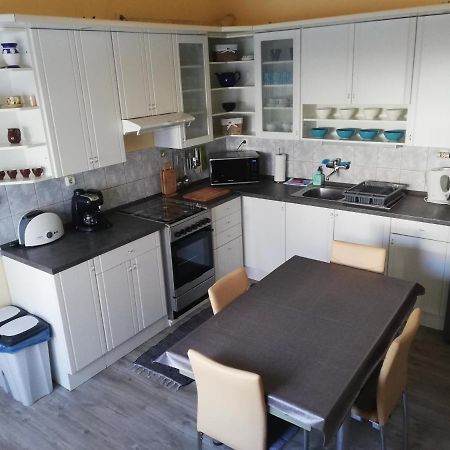 Kornel Apartman Siofok Ngoại thất bức ảnh