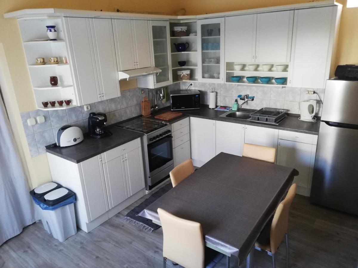 Kornel Apartman Siofok Ngoại thất bức ảnh