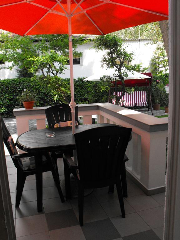 Kornel Apartman Siofok Ngoại thất bức ảnh